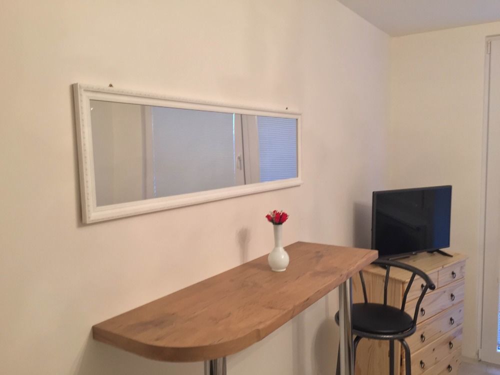 Apartment Saris *
